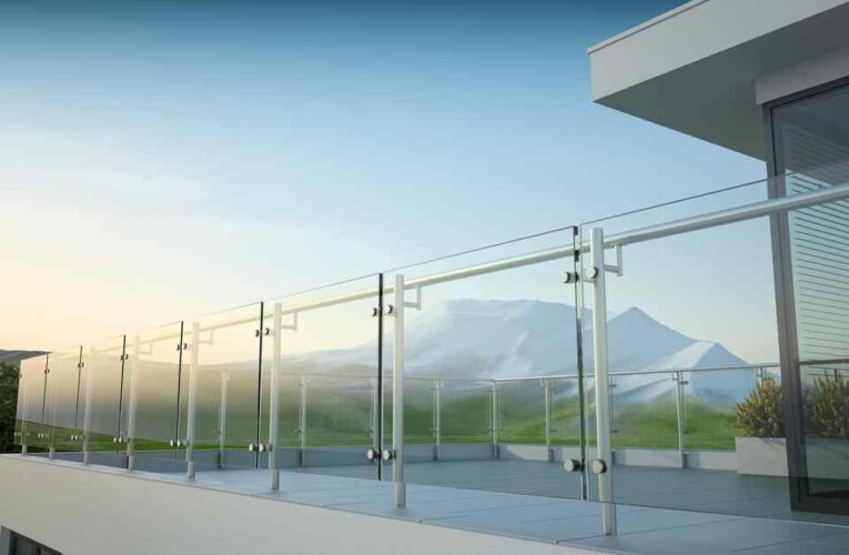 Different Kinds of Glass Railing Products with Their Features and Importance